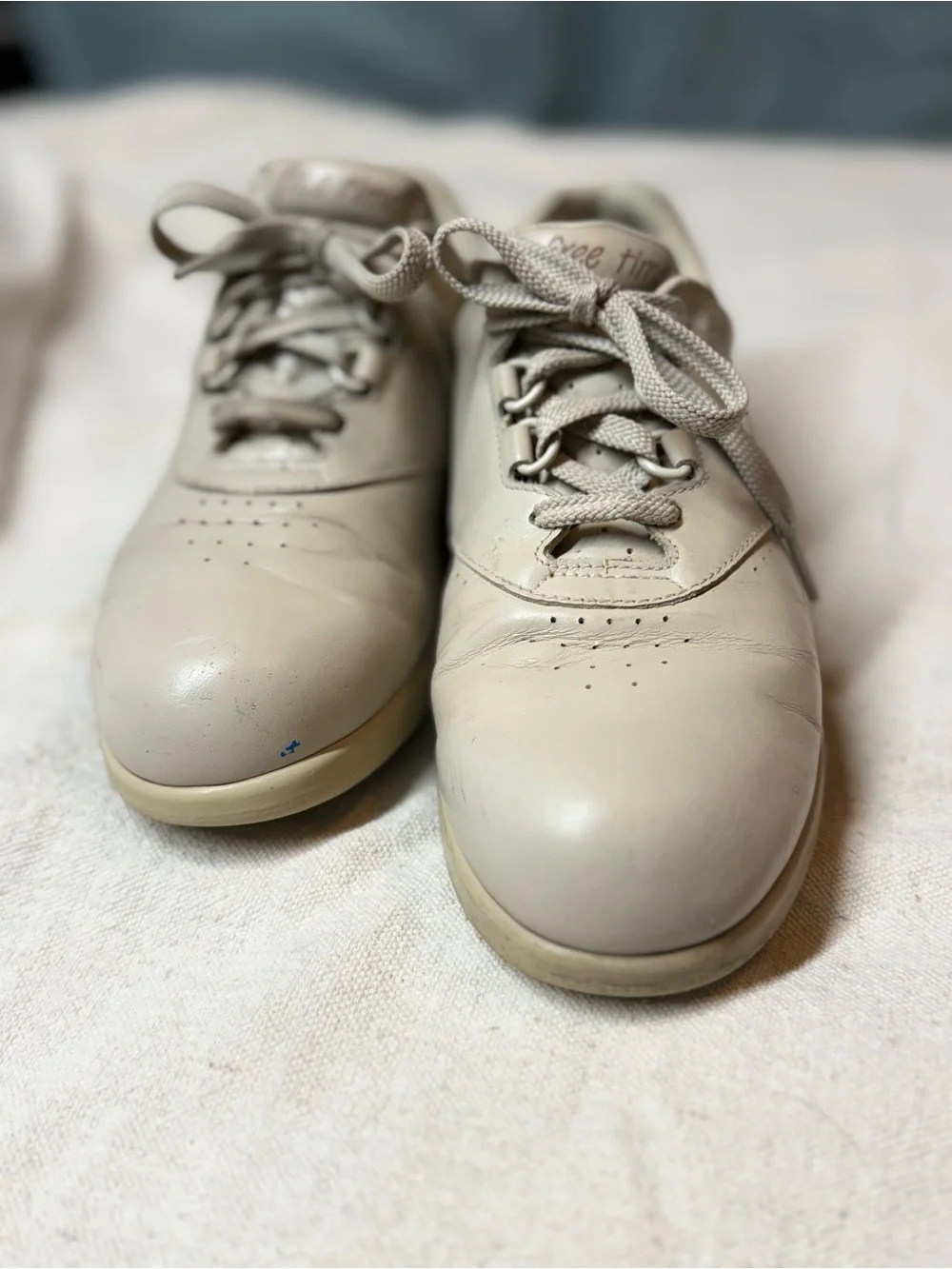 SAS Women's Cream Lace-Up Athletic Sneakers